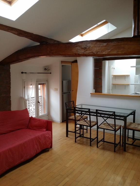 Ferienwohnung Mansarda Santa Margherita Bologna Zimmer foto